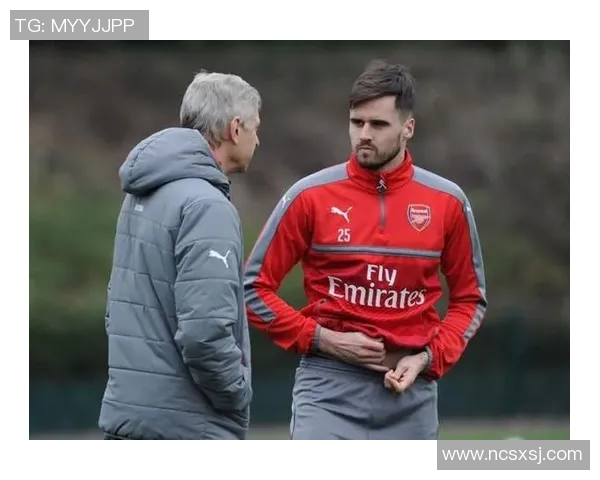 伊宁足球球星崛起之路：从草根到职业赛场的励志故事