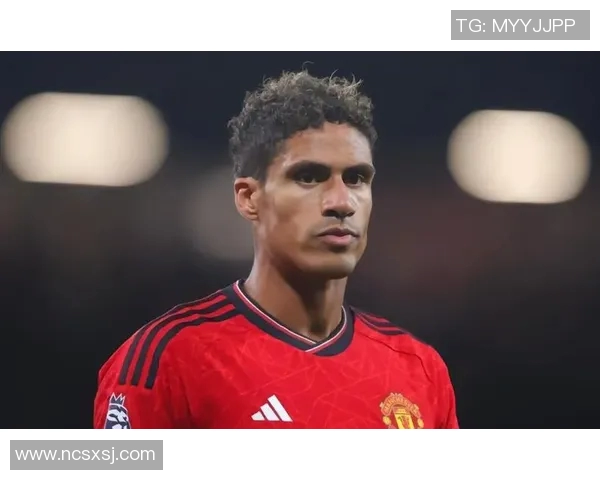 足球世界璀璨星辰揭秘 球员背后故事与传奇时刻再现